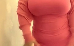 表嫂呻吟着好多水出来